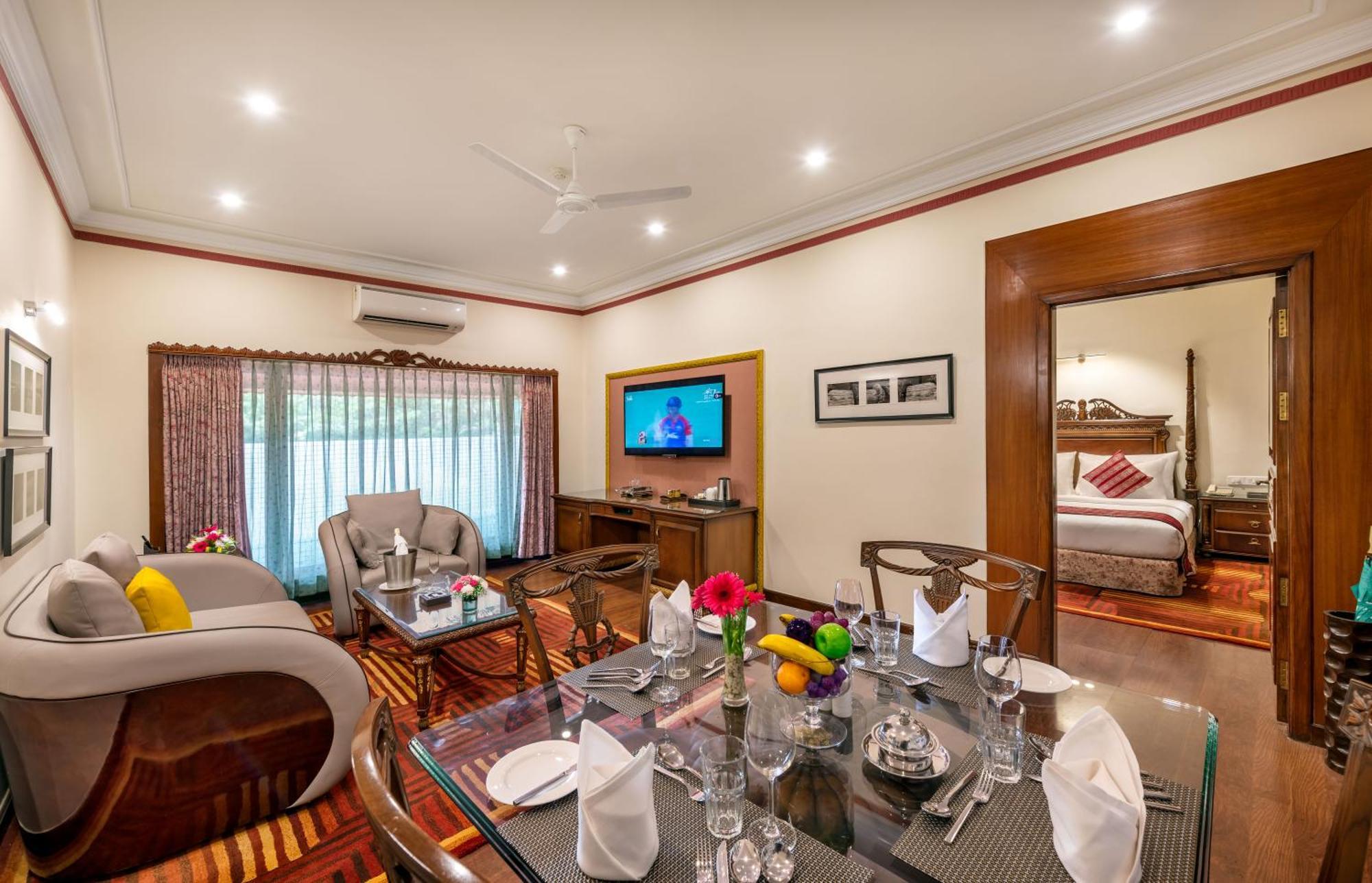 Mayfair Lagoon सहारा