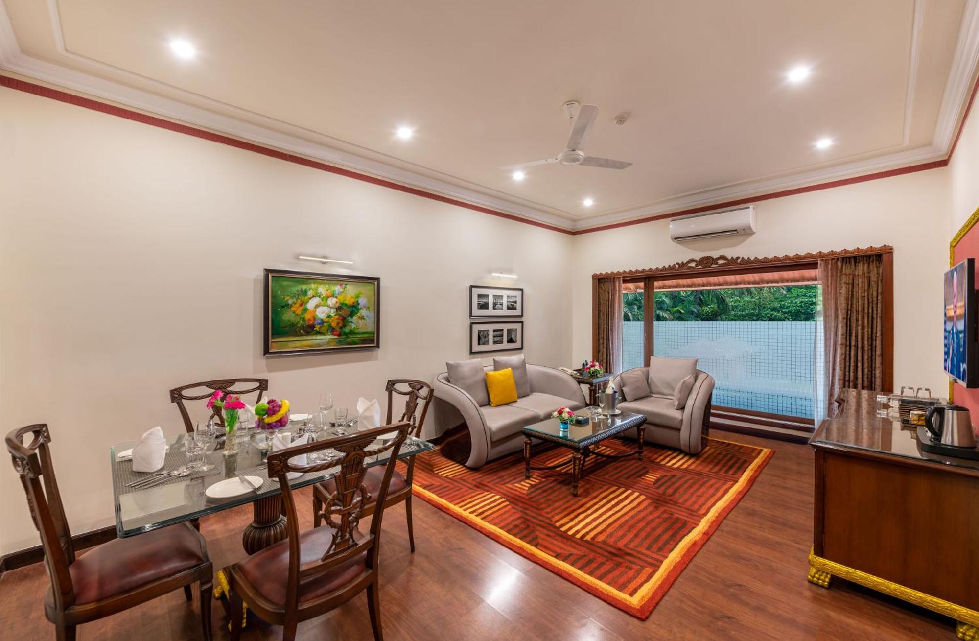 सहारा Mayfair Lagoon 5*