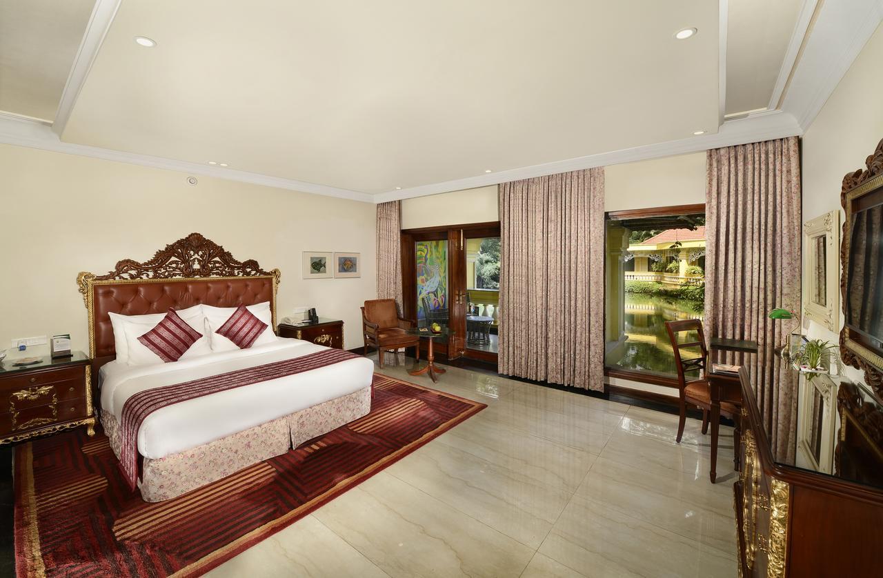 Mayfair Lagoon सहारा 5*